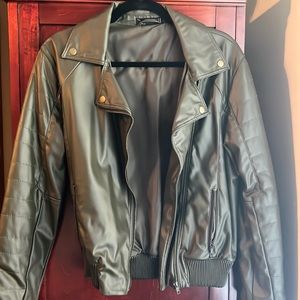 ***Brand new never worn Moto jacket***